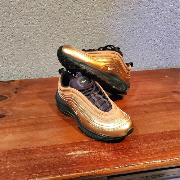 Women's Nike Air Max 97 'Copper' or 'Metallic Copper Bronze' - Picture 3 of 16